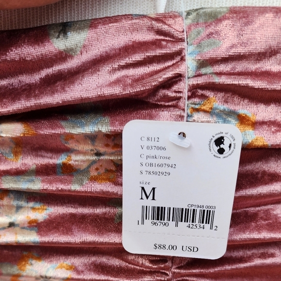 Free People Velour Velvet Long Sleeve Crop Off The Shoulder Rushing Fall Top - Picture 5 of 15